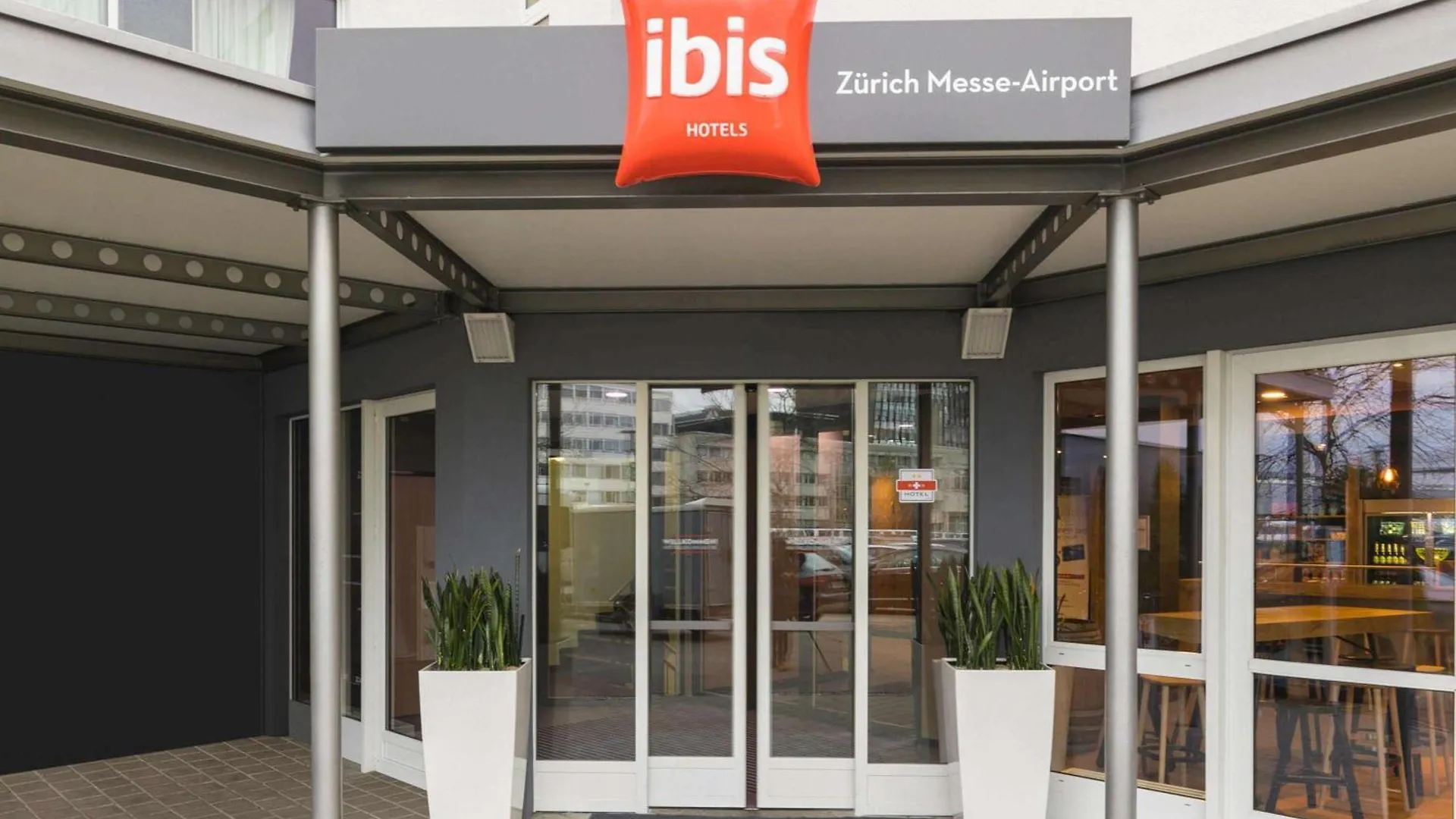 מלון Ibis Zuerich Messe Airport